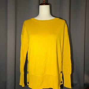 Tahari Mustard Yellow Knit Sweater | Side Button Detail | Size Small